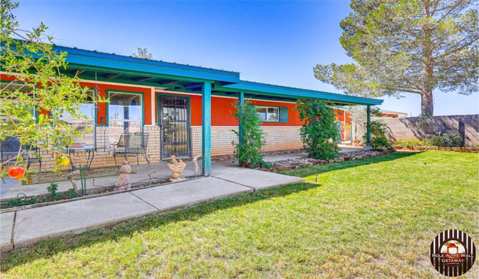 Hole In The Wall Getaway - Usa Mexico Border Bed And Breakfast コロンバス  エクステリア 写真